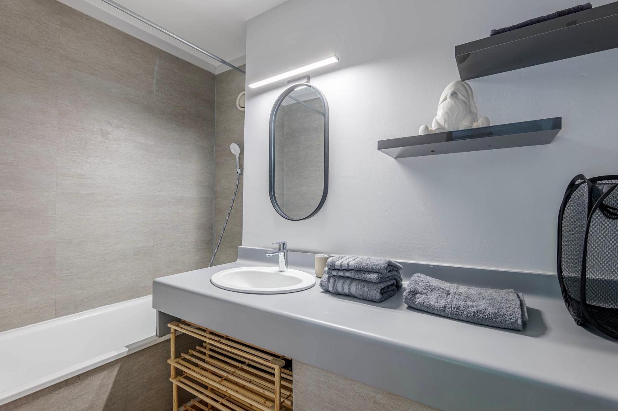 Appartement Croise Laroche - 5 Min De Lille Marcq-en-Baroeul Eksteriør bilde